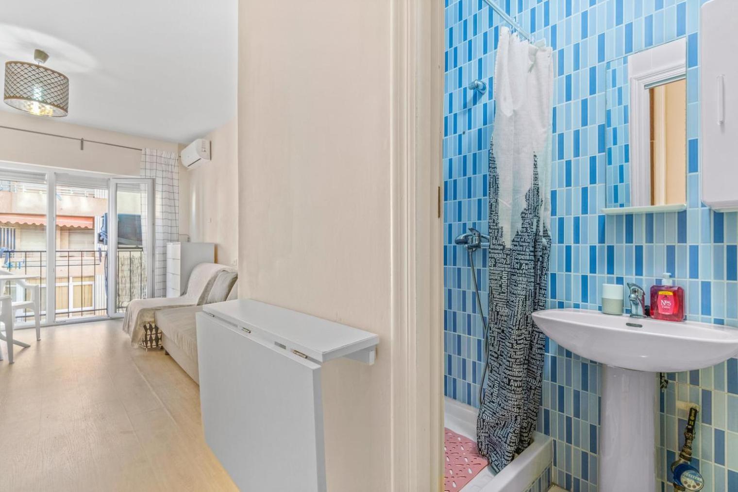 Studio A 200M De La Playa Los Locos Torrevieja Bagian luar foto